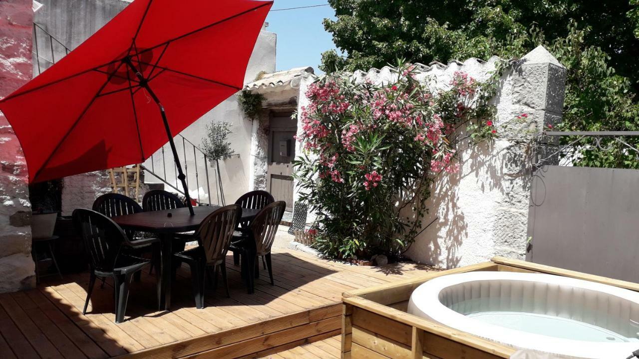 Vila Le Patio Aux Hirondelles Lagorce  Exteriér fotografie